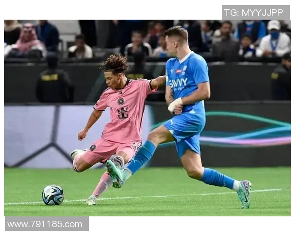 尼斯主场迎战巴黎圣日耳曼争夺法甲冠军荣耀之战